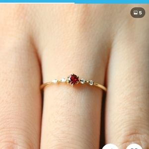 Exquisite Women 18k Gold Rubine Diamond Ring